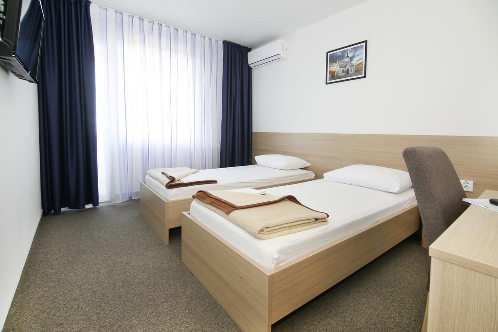 ספליט Hotel Zagreb מראה חיצוני תמונה