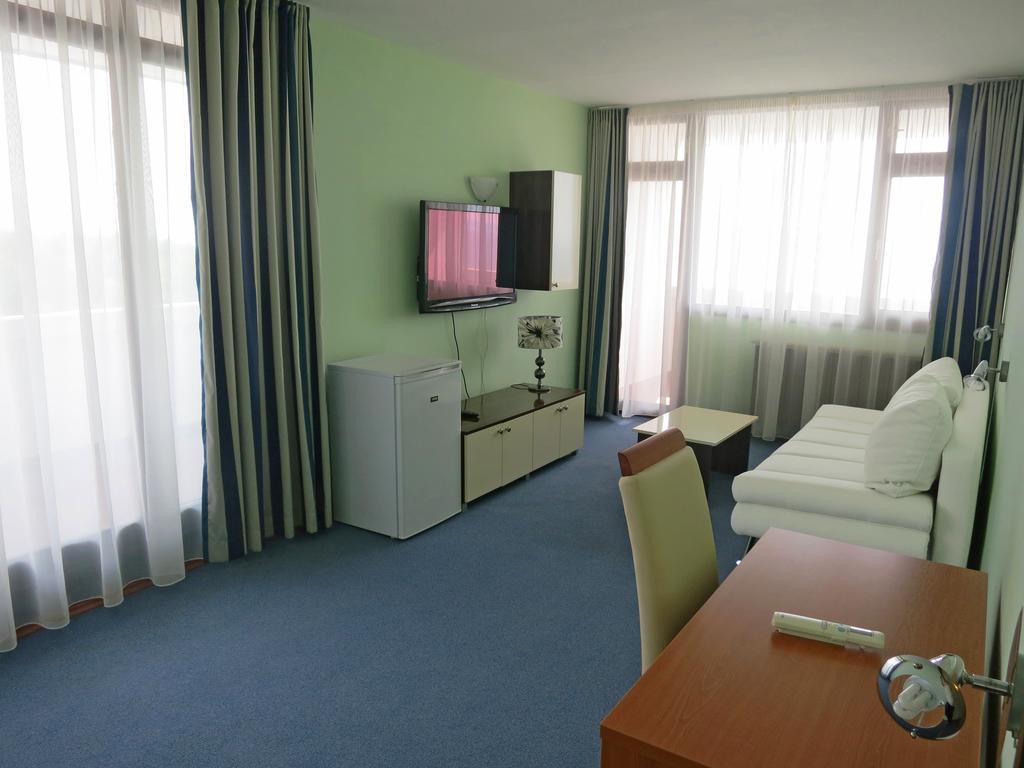 ספליט Hotel Zagreb מראה חיצוני תמונה