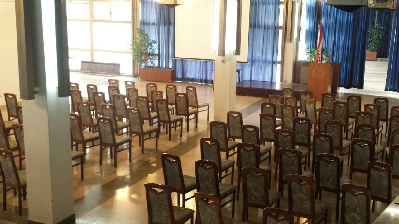 ספליט Hotel Zagreb מראה חיצוני תמונה