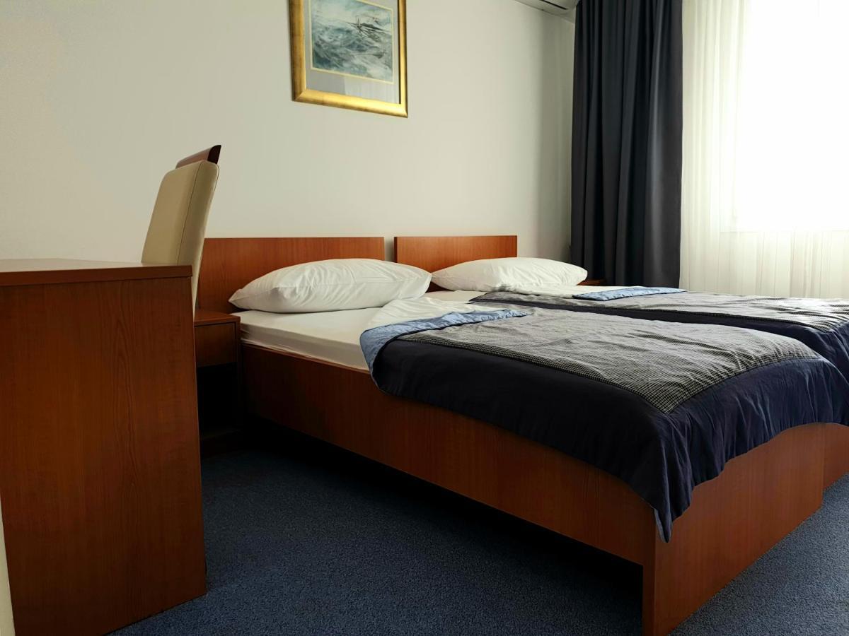 ספליט Hotel Zagreb מראה חיצוני תמונה